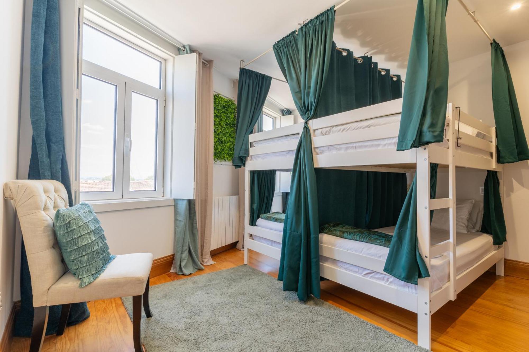Cozy Nest Hostel ปอร์โต ภายนอก รูปภาพ