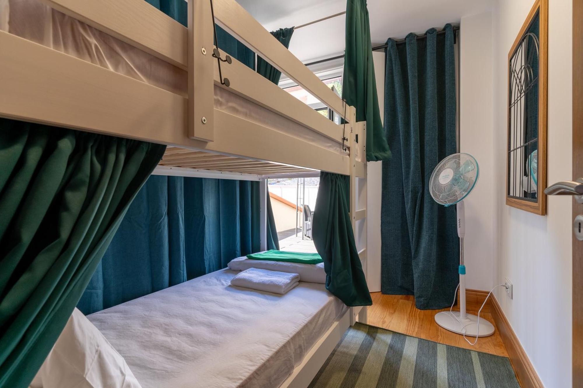 Cozy Nest Hostel ปอร์โต ภายนอก รูปภาพ