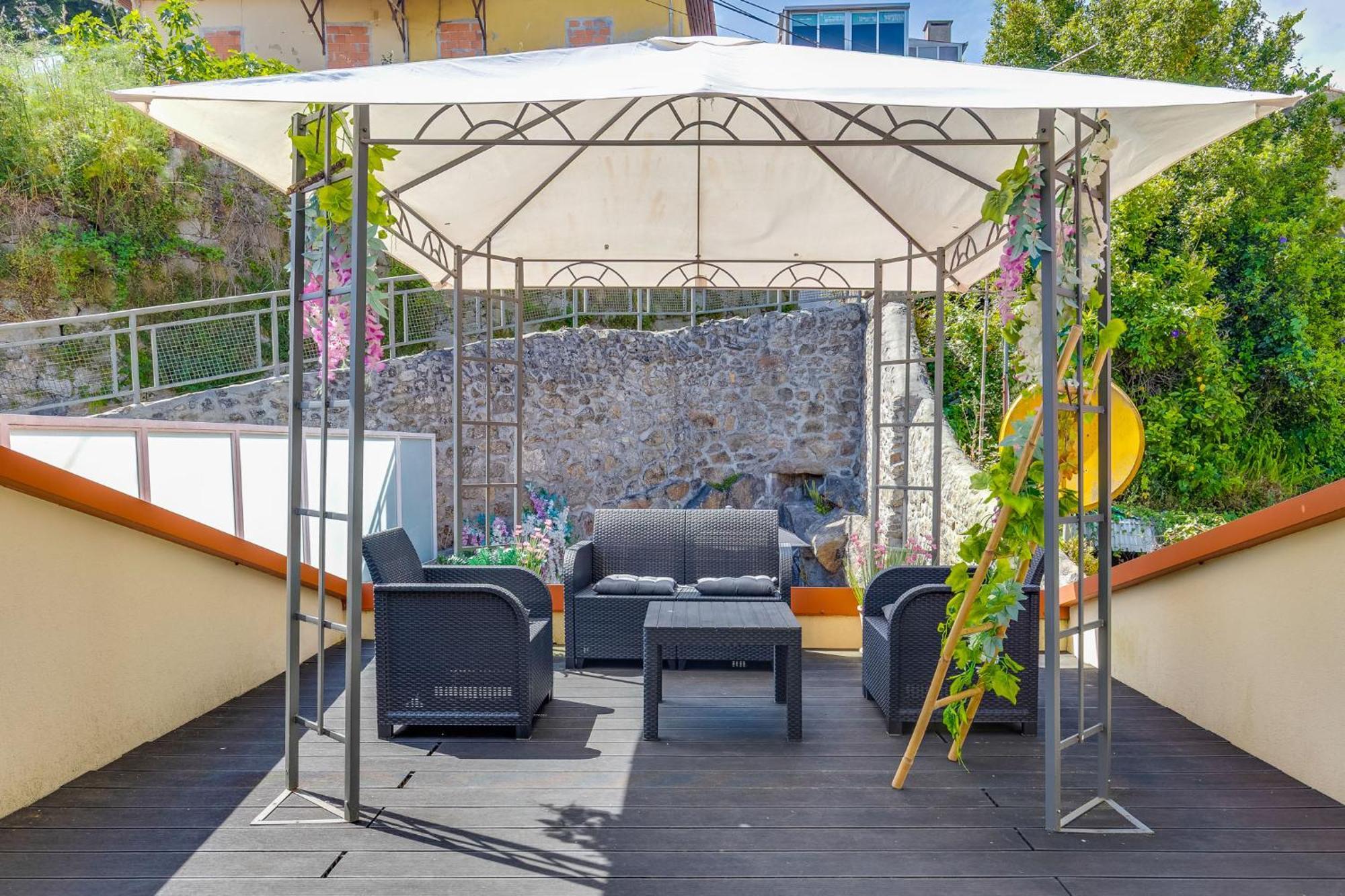 Cozy Nest Hostel ปอร์โต ภายนอก รูปภาพ
