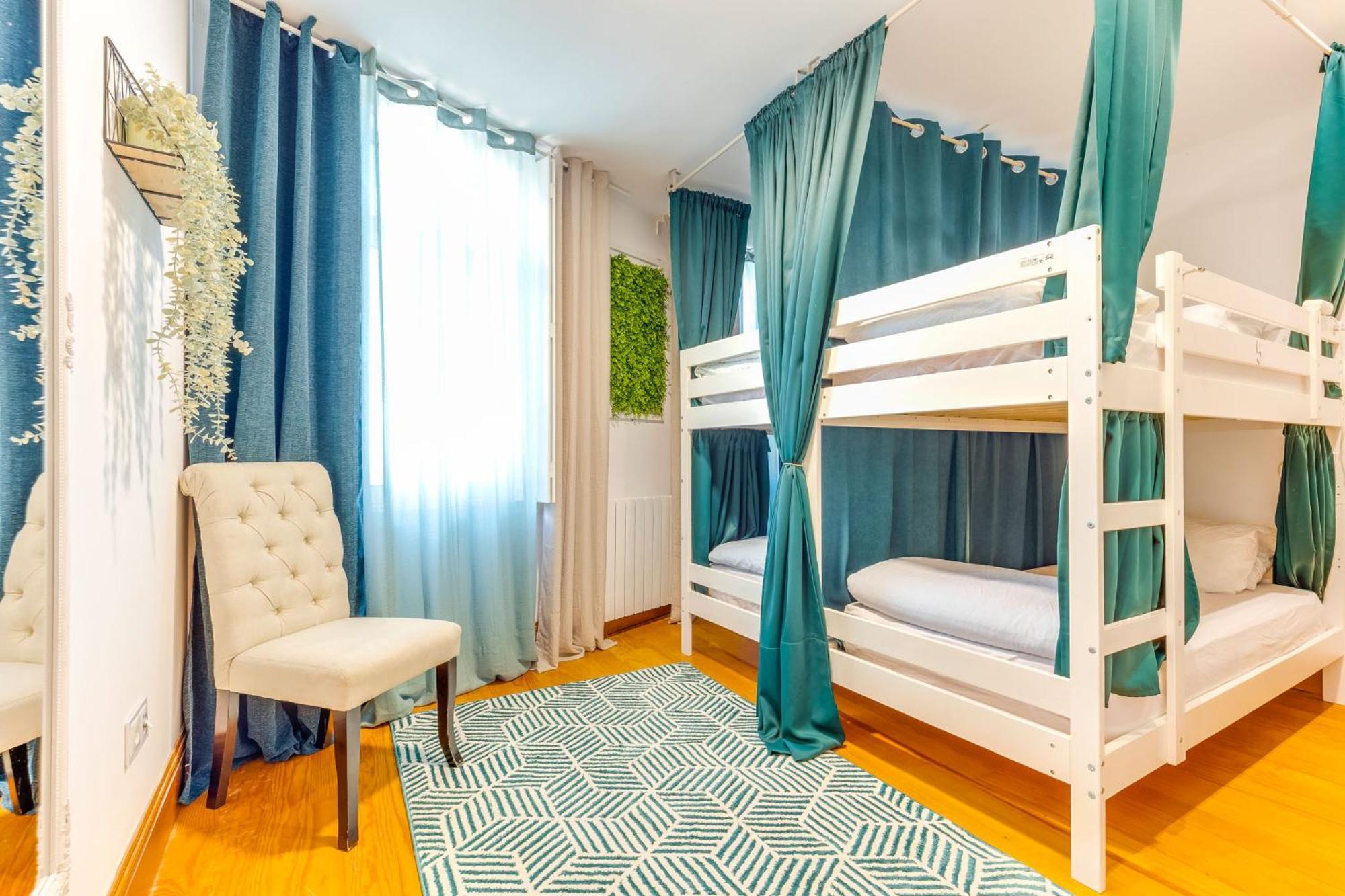 Cozy Nest Hostel ปอร์โต ภายนอก รูปภาพ